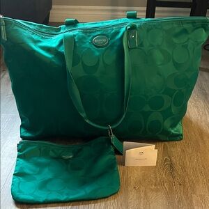 Coach Vibrant Green Tote and Pouch Set